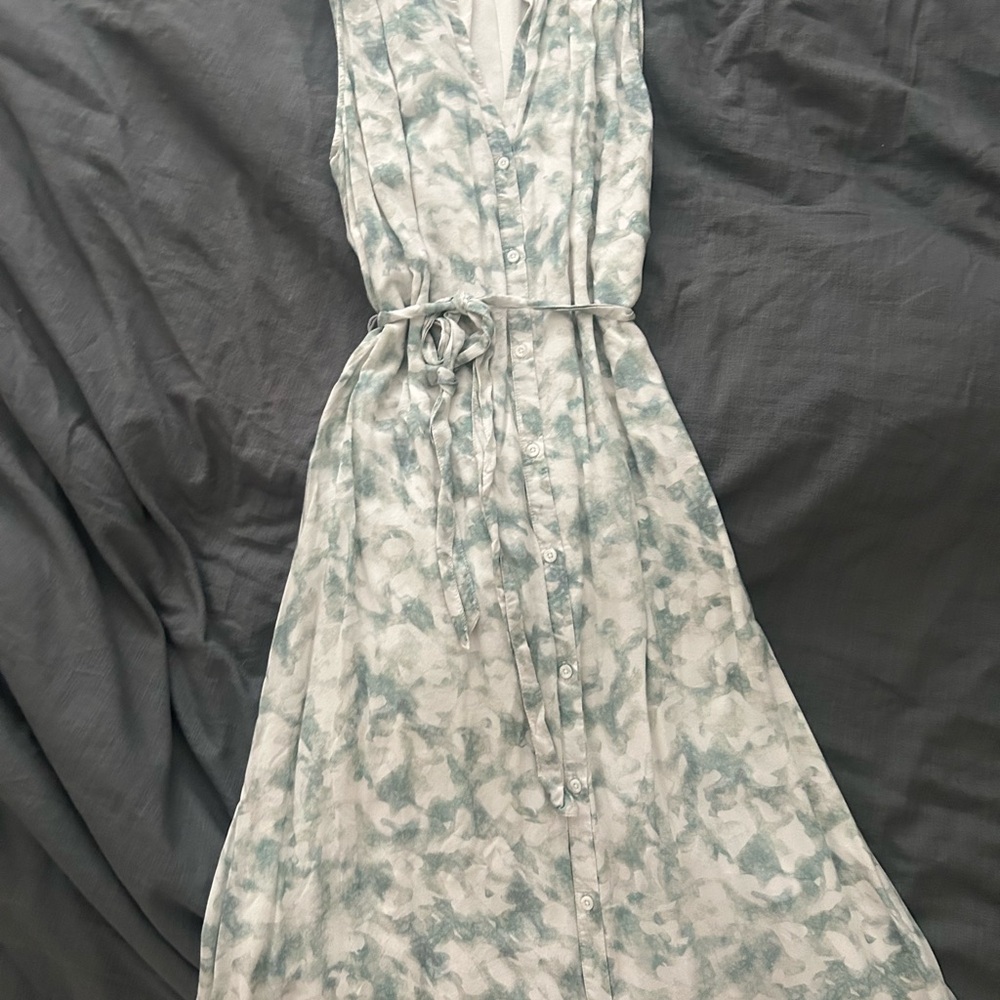 Cloth & stone button down dress